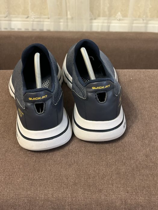 Чоловічі кросівки skechers