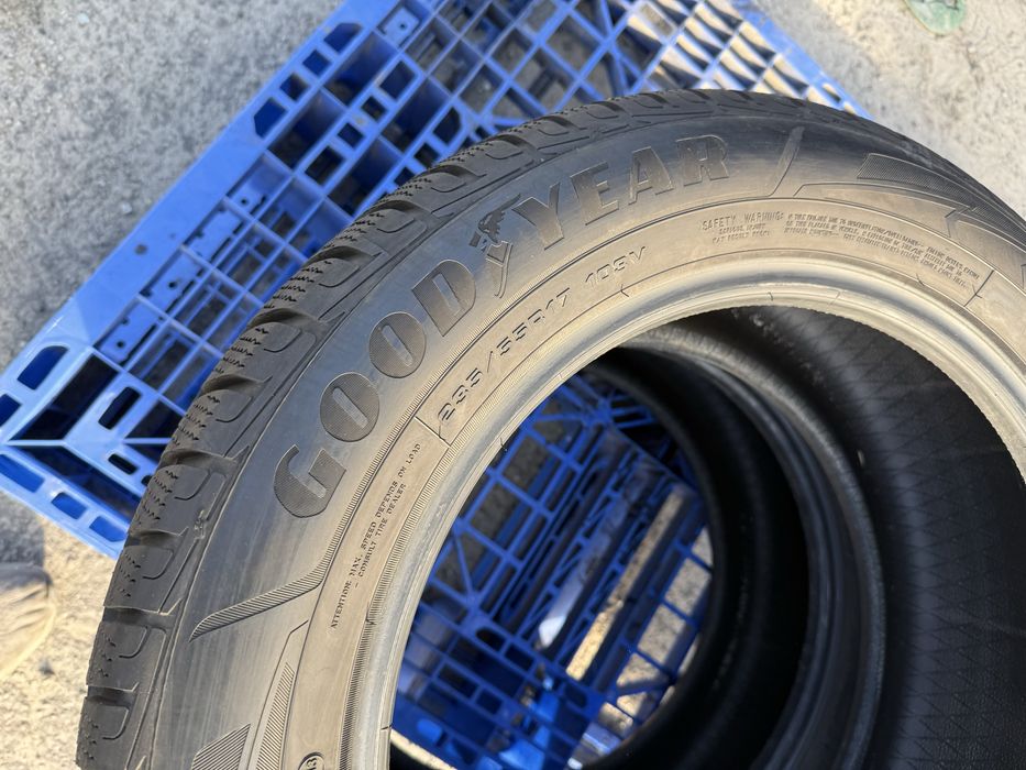 235/55 r17 Goodyear UltraGrip performance + Резина зимняя