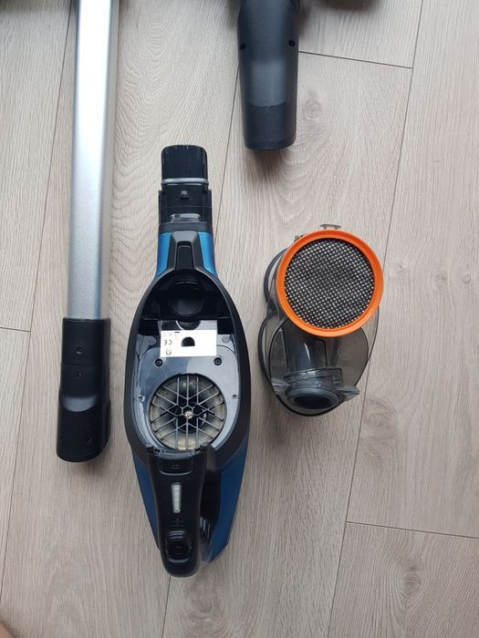 Odkurzacz pionowy Philips Speed Pro Aqua FC6728 3in1