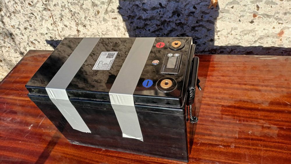 Akumulator LiFEPO4 12V 330 Ah