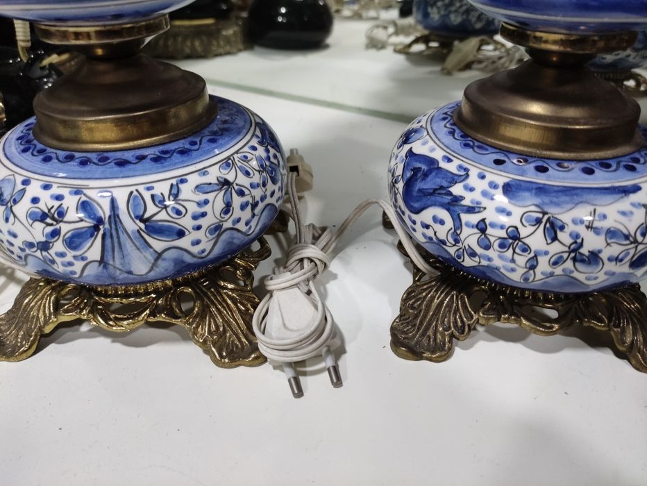 Blue and White Candlesticks431394346605619203