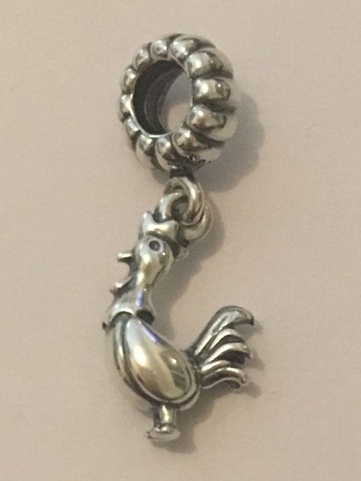 Galo de prata Pandora