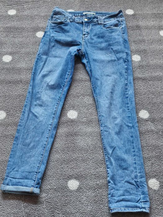Spodnie jeans uciagliwie