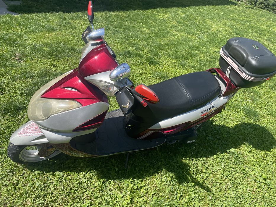 SPARK 150 кубів 2012р.