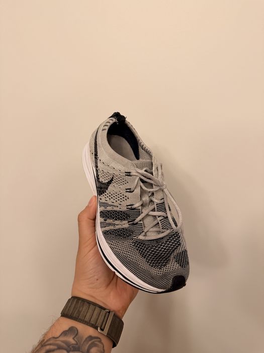 Buty bieganie sneakersy Nike Flynit Trainer EU37,5 23,5cm