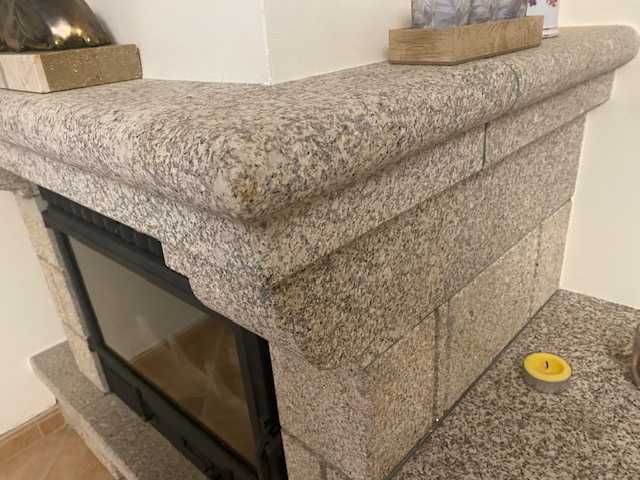 Lareira em pèdra com recuperador de calor ventilador  (como novo )