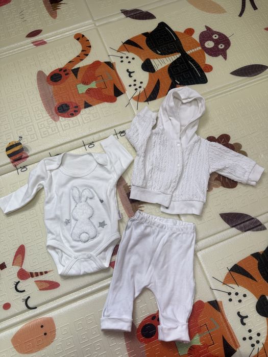 Від 0-3 м. Костюми