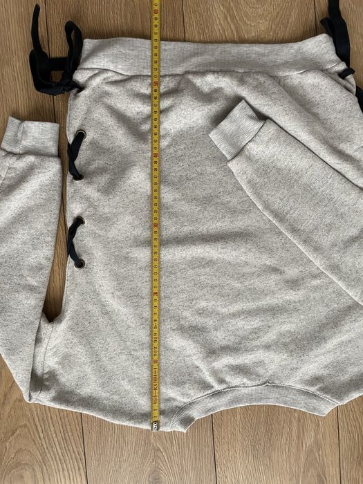 Bluza r S/M z wiązaniem po bokach jak NOWA