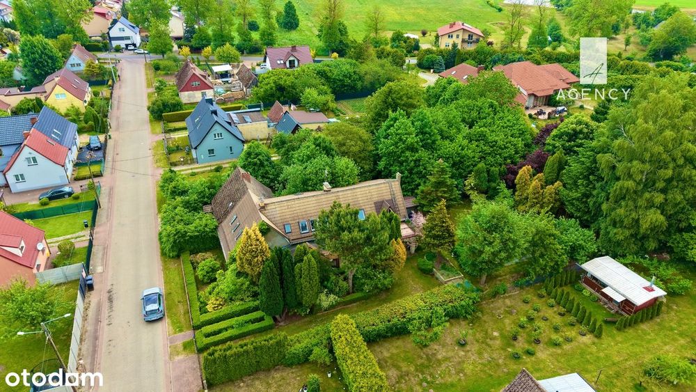 Przestronny dom z pięknym ogrodem, działka 1200m2 – Sławno, ODW