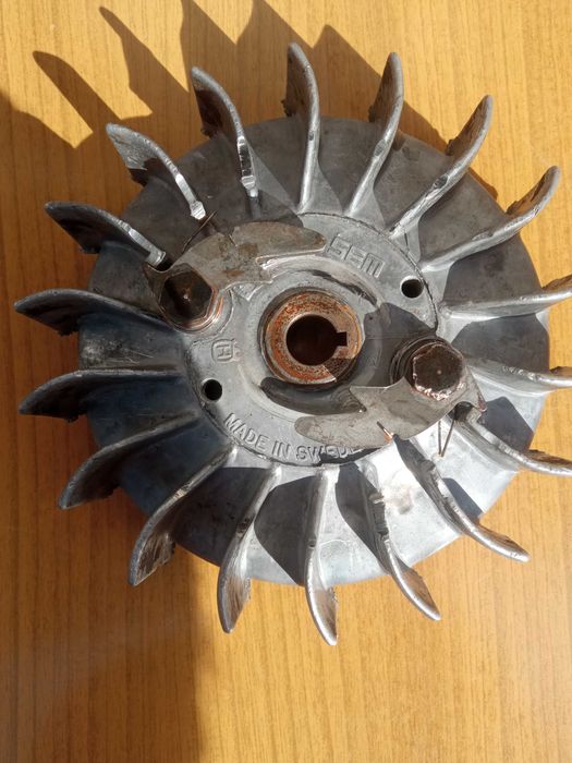 PS 80,180.280 DOLPIMA koło magnesowe oryg. używane
