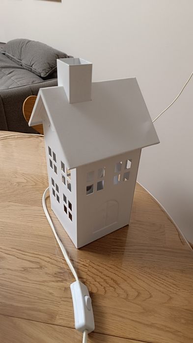 Lampka nocna DOMEK biały