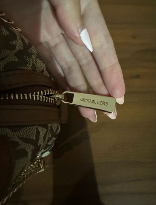 Carteira Satchel Monogram da Michael Kors