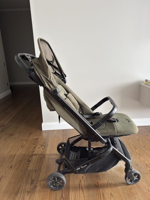 Прогулянкова коляска Easy Wolker