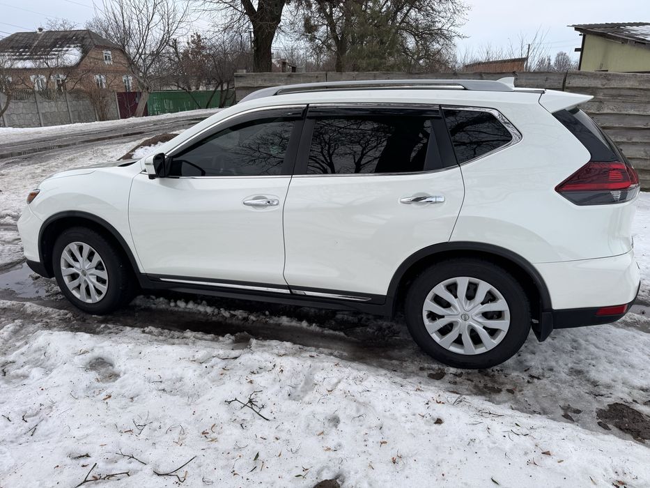 Nisan Rogue Нісан Рог