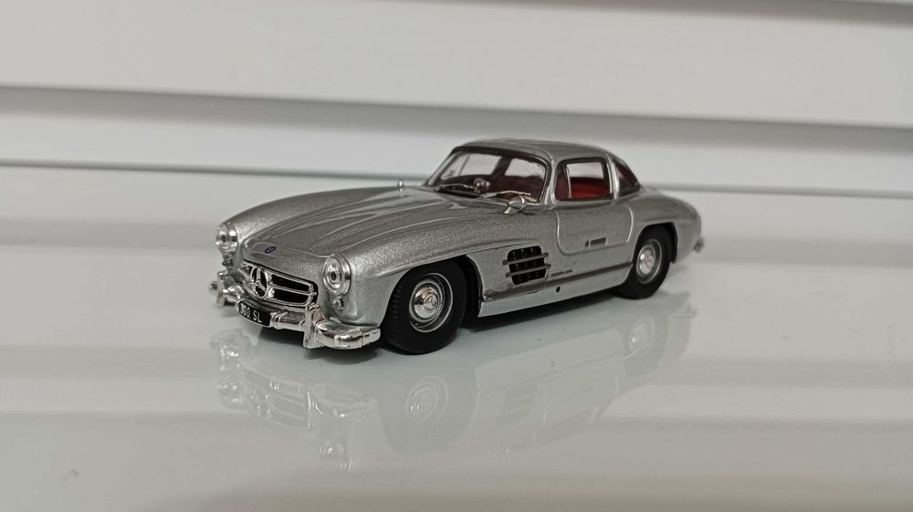 Mercedes 300SL 1/43 Altaya модель