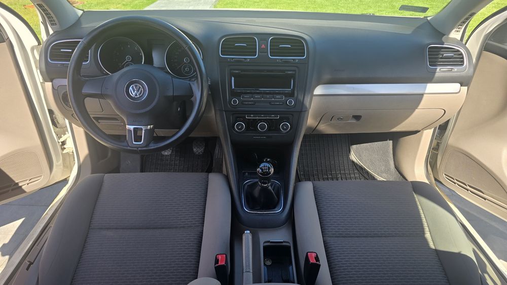Volkswagen Golf VI 2011
