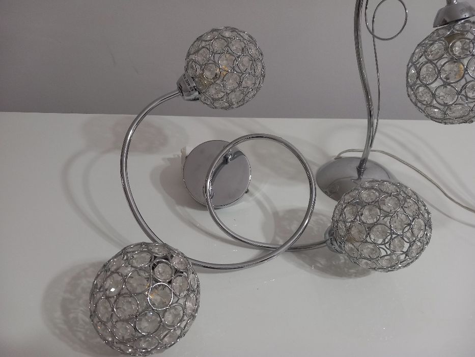 Conjunto de candeeiro de teto e candeeiros de mesa de cabeceira