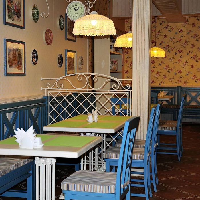 Продаж об'єкта з двох приміщень з діючим кафе в районі автосалонів