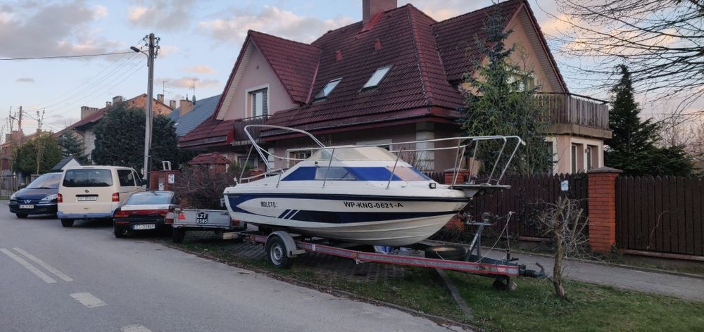 Łódź motorowa Glastron Mariner 60KM