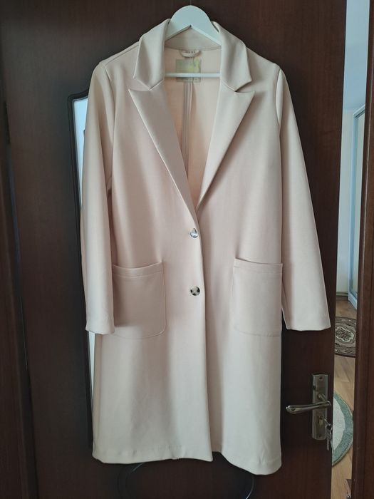 Кардиган в гарному збереженому стані