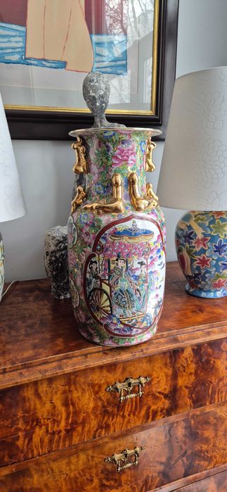 Chiński wazon z porcelany w stylu Famille Rose lub Rose Canton antyk