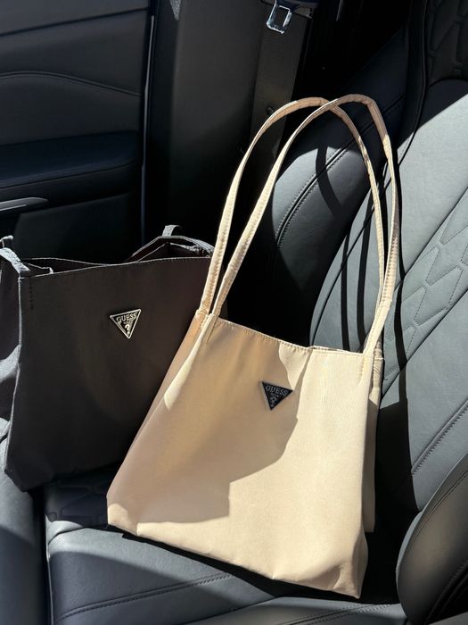 Сумка шоппер Guess чорна бежева