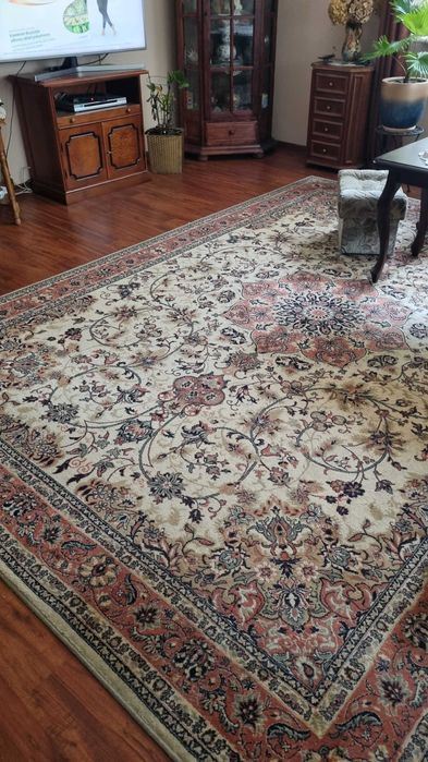 Dywan wełniany firmy Dywilan wymiary 2,5x3,5m pastelowe kolory