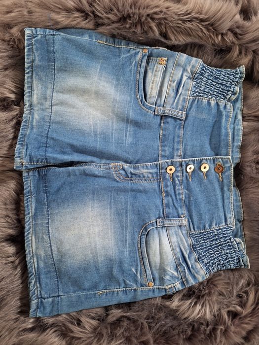 Spodenki jeansowe wysoki stan. Rozmiar 30