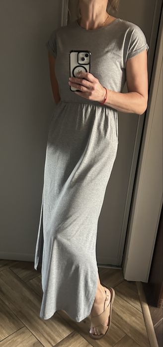 Szara sukienka Esmara