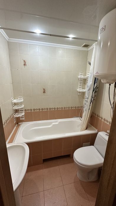 Продаж; квартира; Чернівці; гарний стан; вул. Руська (Гравітон);