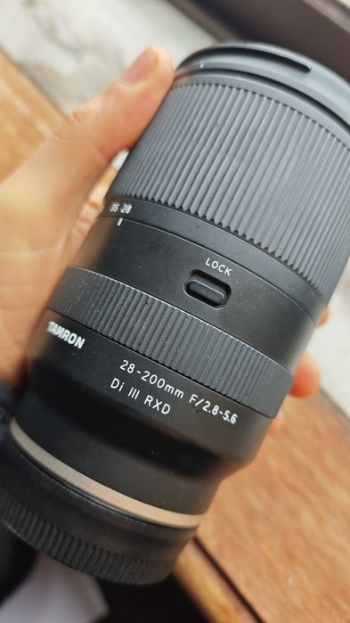 Tamron 28-200 f2.8-5.6  p/ Sony E-mount