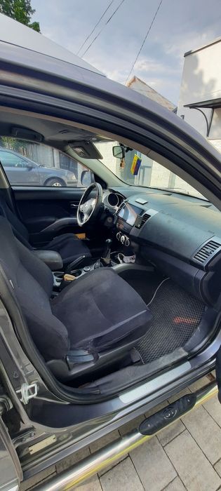 Mitsubishi outlander xl