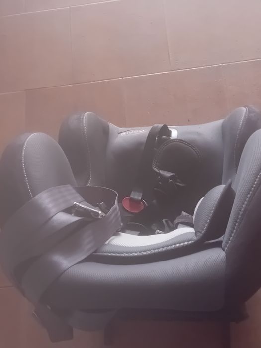 Cadeira para auto marca  Namia