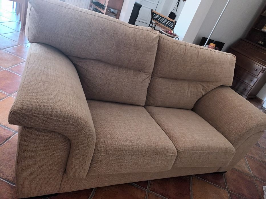 Vendo sofá  estado impecável com pouquinho uso
