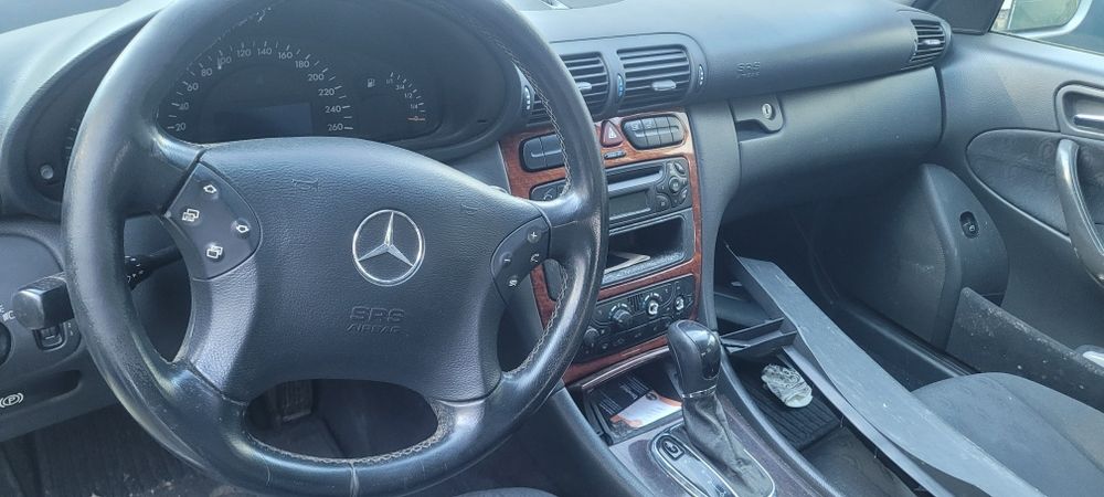 Peças: Mercedes-Benz C220 W203