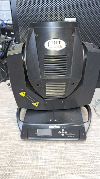 Рухлива голова STLS Beam 230A. Голова Beam 7R вживане