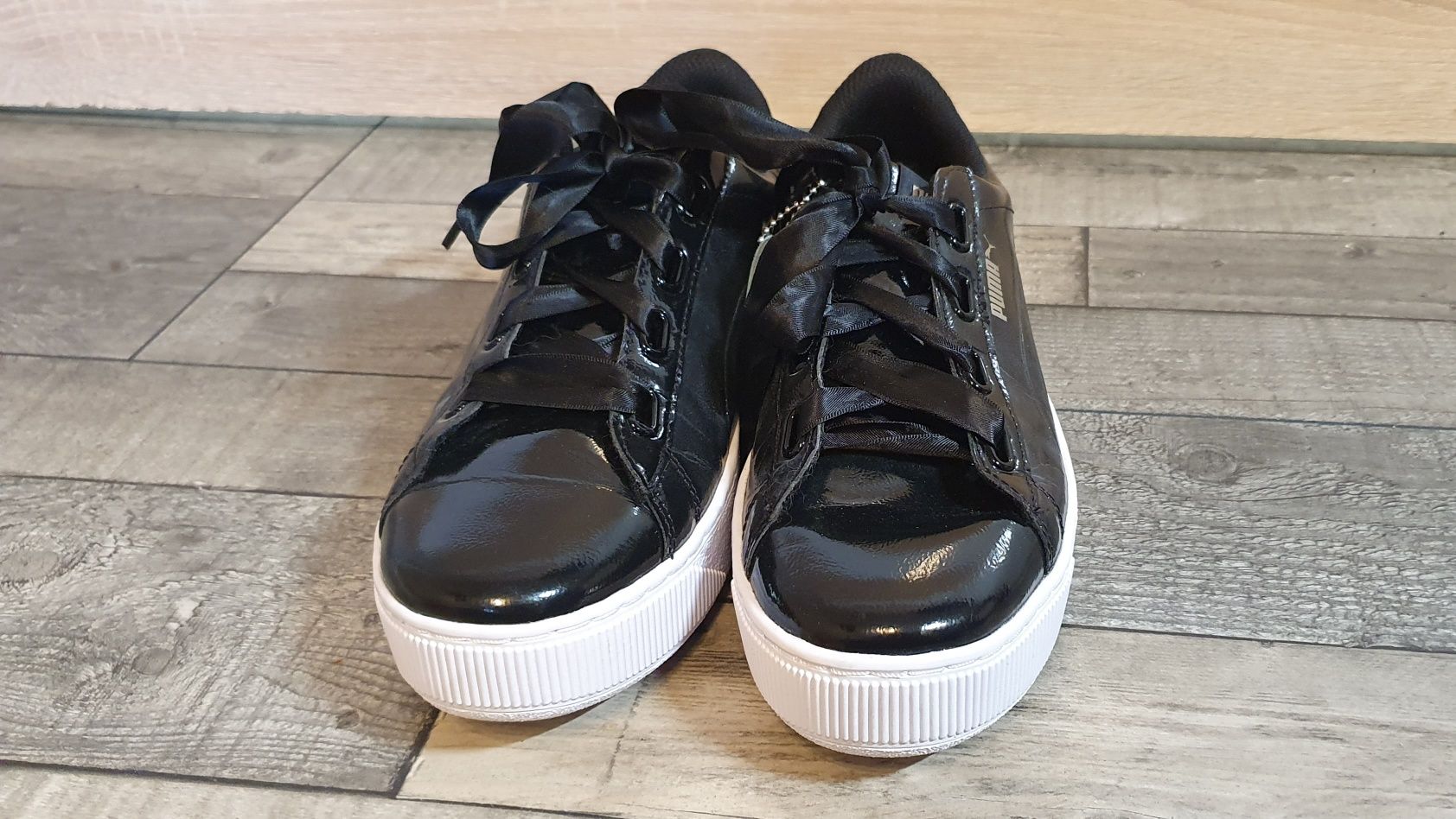 Puma vikky clearance platform noir vernis