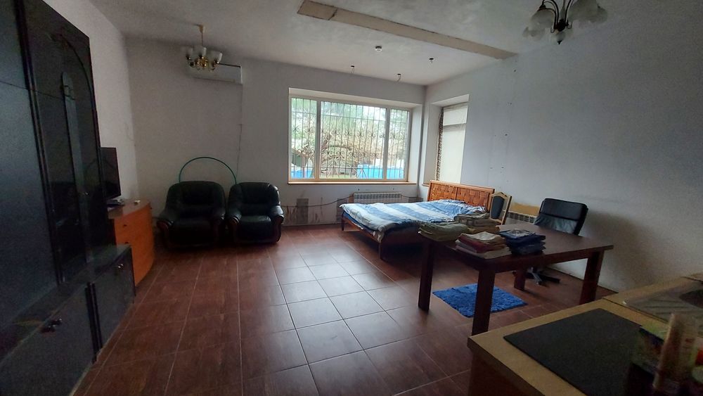 Продам дом в Обуховке, 404 м.кв. за 145000$