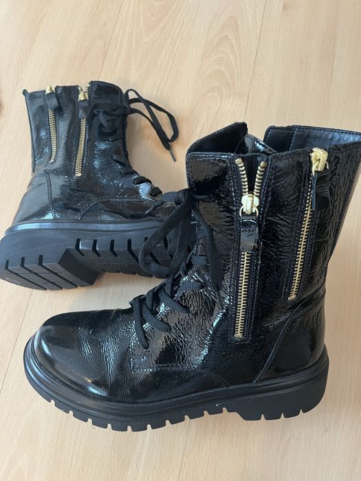 Шкіряні чоботи  Gabor