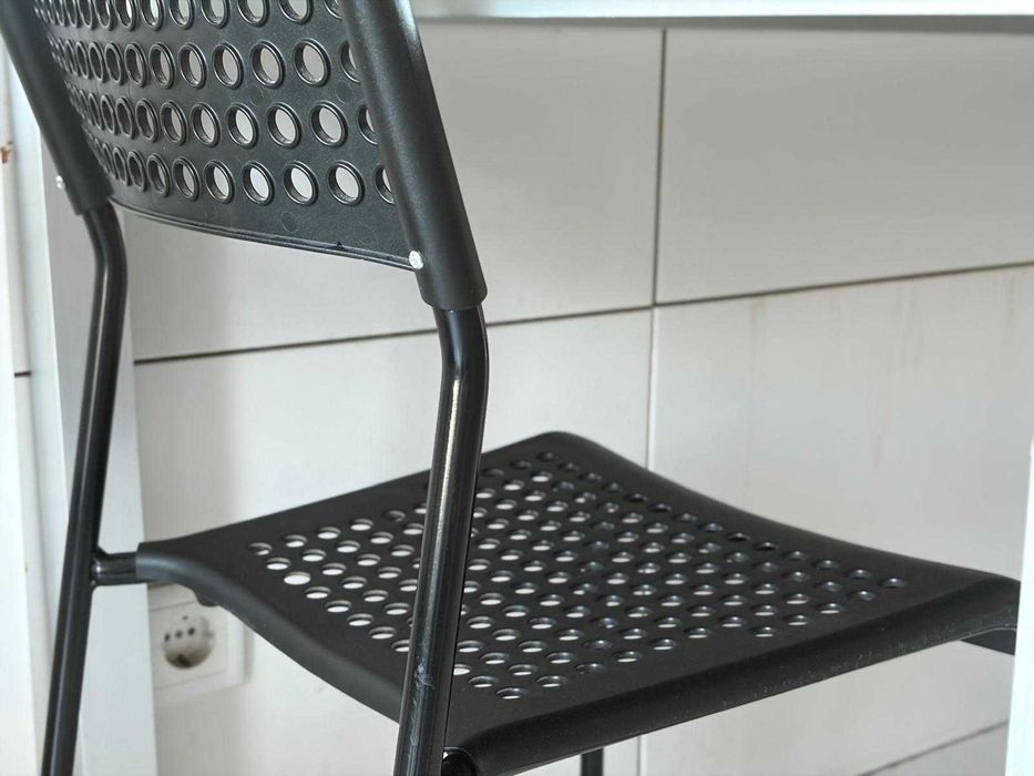 Mesa de cozinha + 4 cadeiras