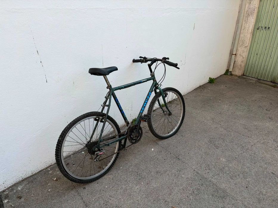 Bicicleta Suria Veneza equipada por Shimano (para restauro)