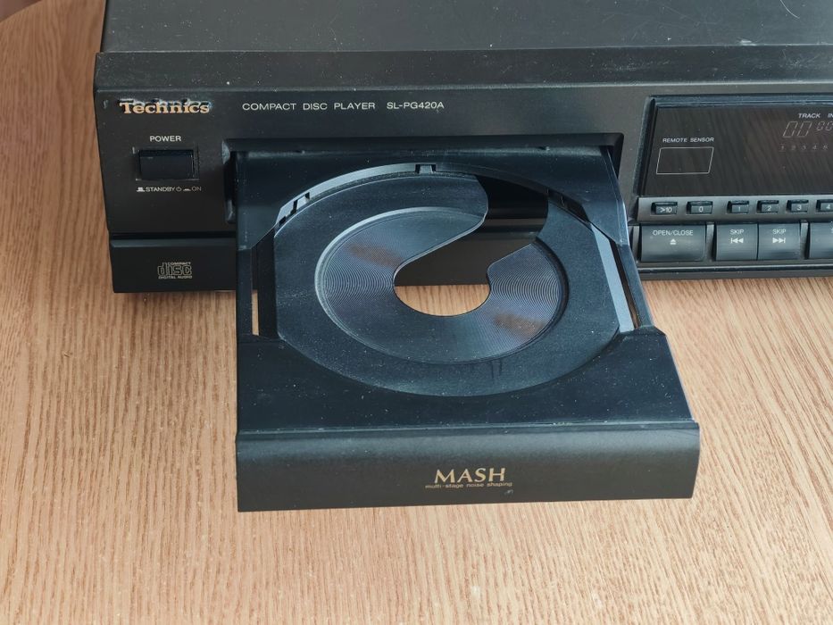 CD проигравач Technics SL-PG420A