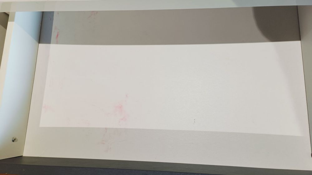 Secretária com gavetas para criança, óptimo estado de conservação