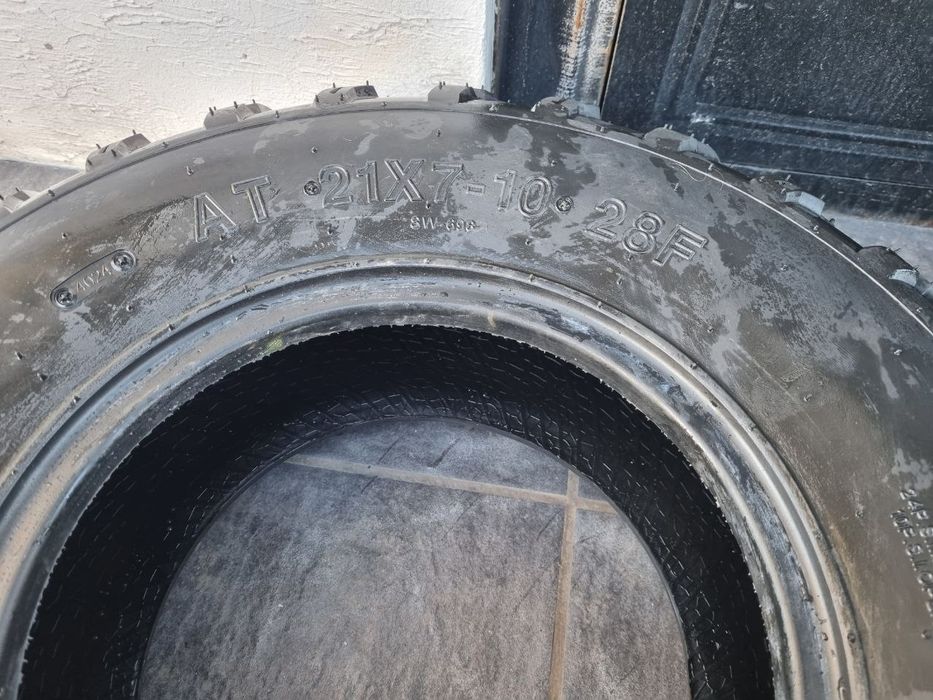 Резина, шини 21*7-10 на квадроцикл  баггі  міні трактор газонокосарку
