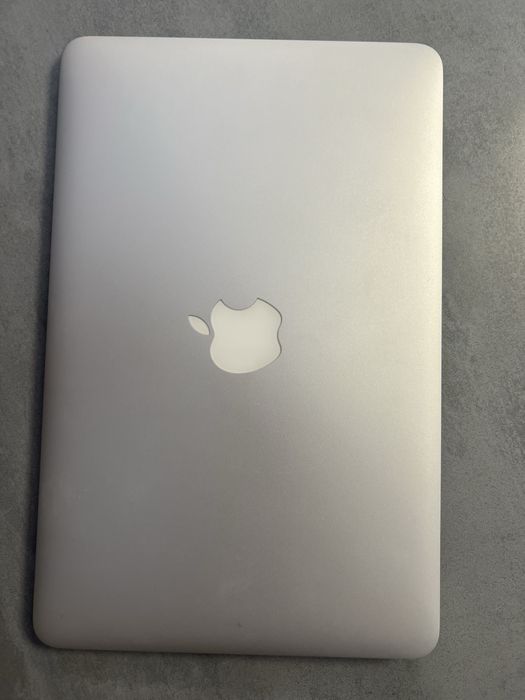 MacBook Air idealny