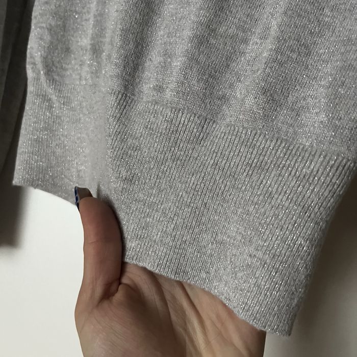 biała kremowa bluzka na długi rękaw sweter sweterek z brokatem h&m