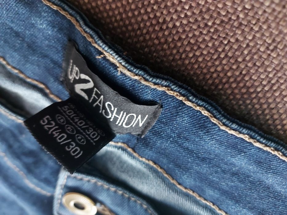 Spodnie jeansowe damskie