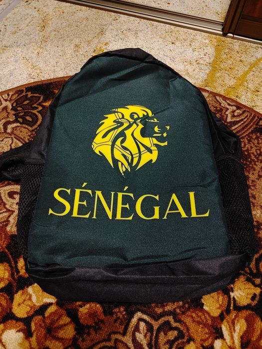 Plecak czarny SENEGAL lew lekki nowy