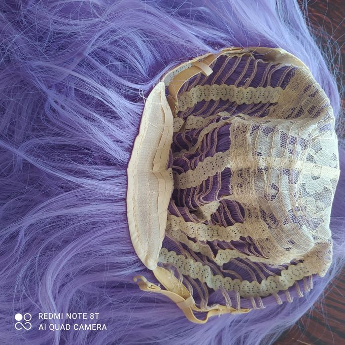 Peruka damska kolor fioletowy