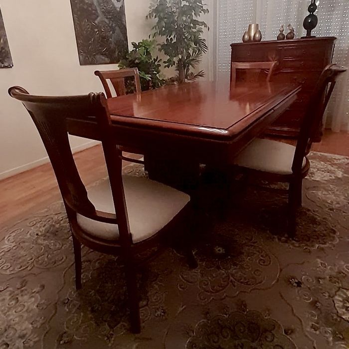 Mesa jantar e cadeiras